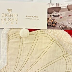 New Sigrid Olsen Home - Coastal Christmas Starfish Sea Shells Table Runner 14x48